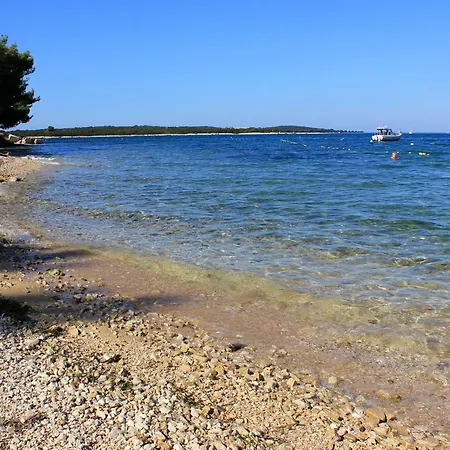 With Parking Space Stinjan, - 22993 Apartman *