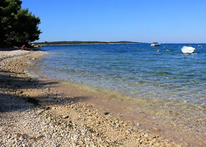 With Parking Space Stinjan, - 22993 Διαμέρισμα *