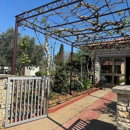 With Parking Space Stinjan, - 22993