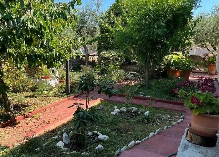 Lägenhet With Parking Space Stinjan, - 22993